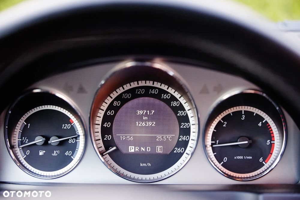 Mercedes-Benz Klasa C 220 CDI 7G-TRONIC Avantgarde Edition - 19