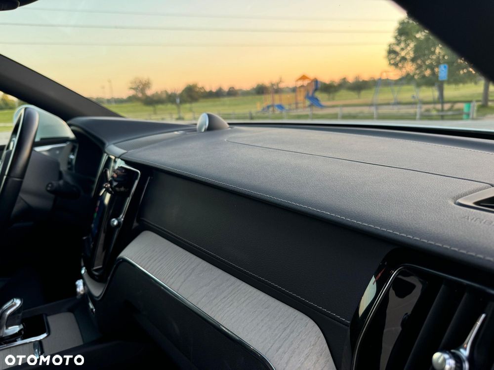 Volvo XC 60 T5 AWD Geartronic Inscription - 24