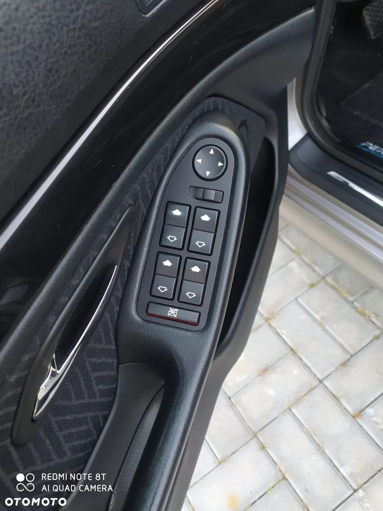 BMW Seria 5 - 29