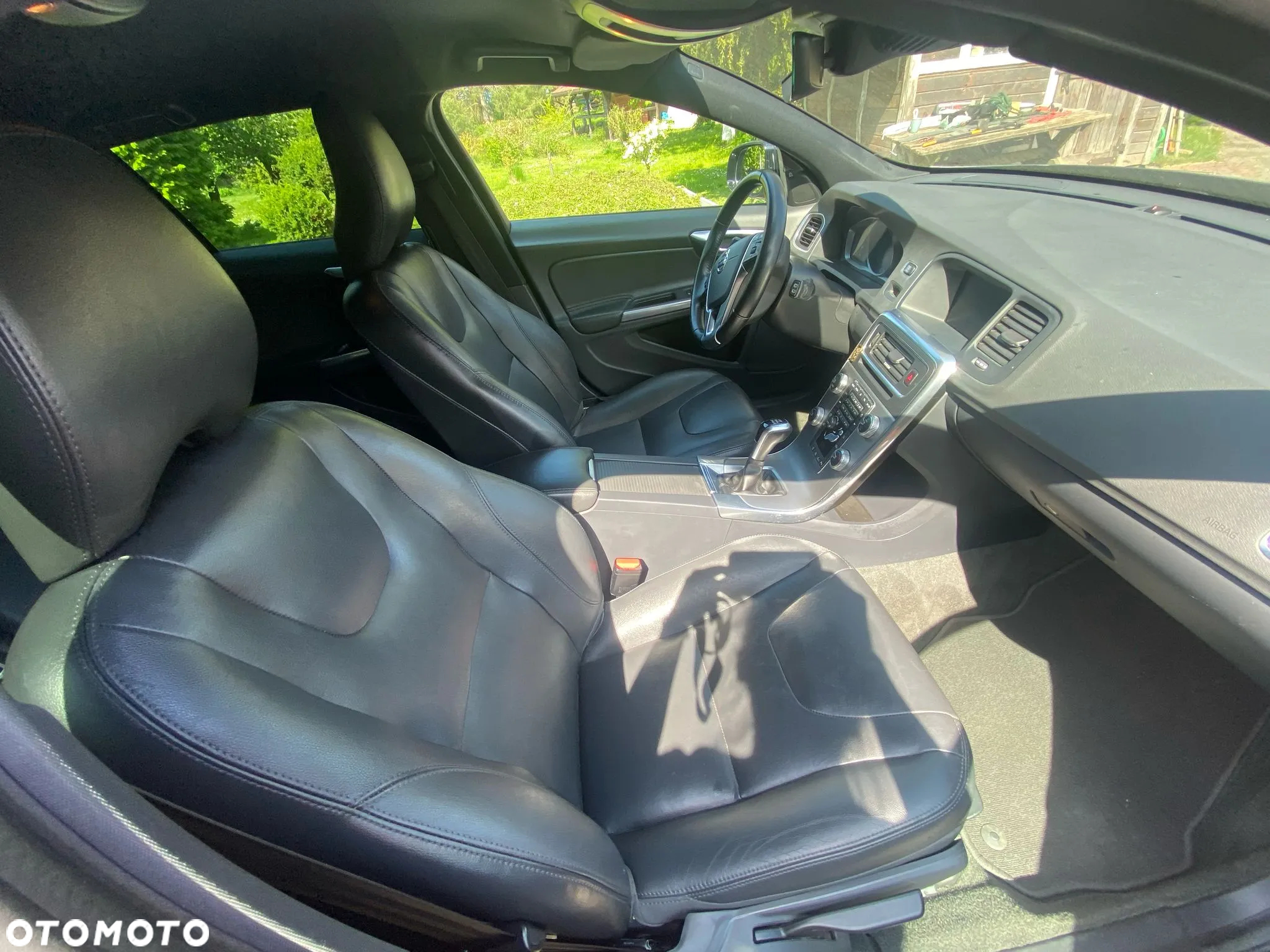 Volvo V60 Cross Country D3 Drive-E Momentum - 9