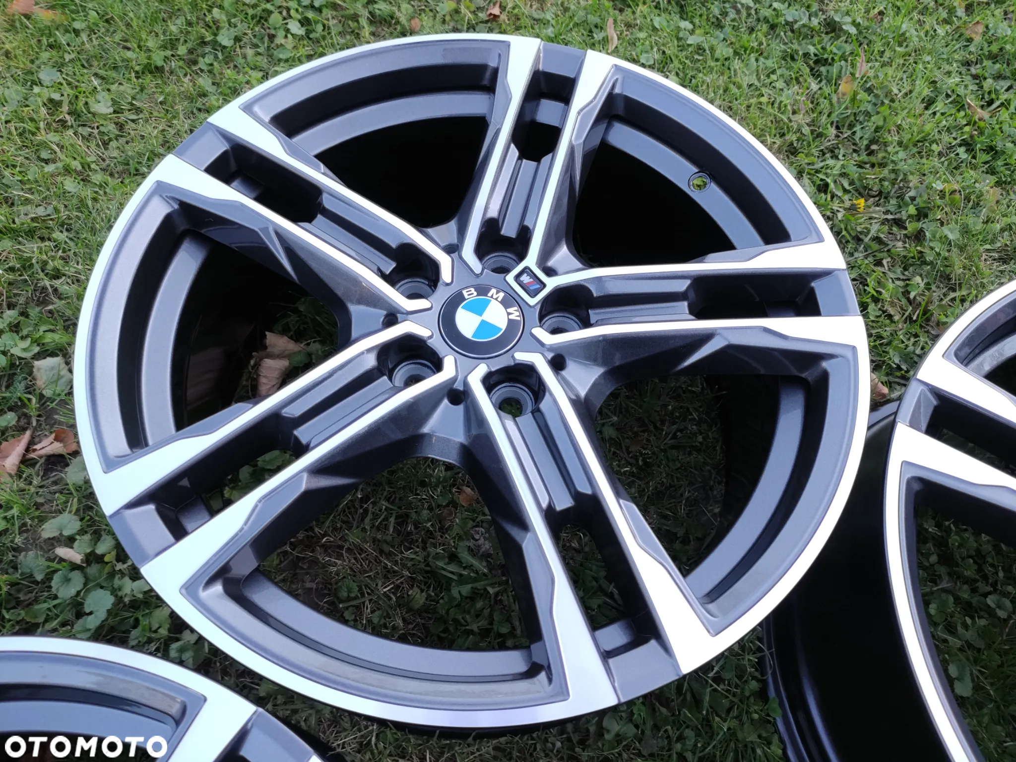 Felgi BMW M-PAKIET 1 F40 2 F45 F46 X1 X2 18'' - 6