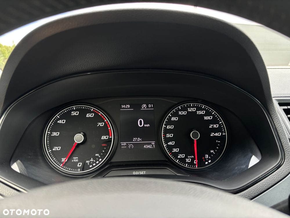Seat Arona 1.0 TSI Style S&S DSG - 10