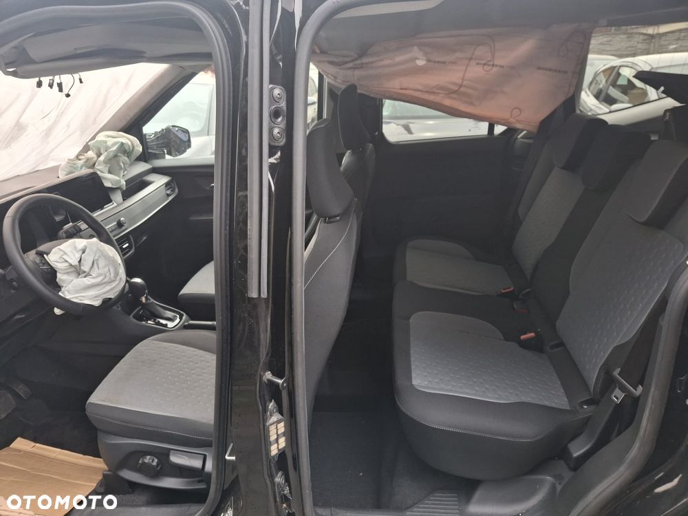 Ford Tourneo Courier 1.0 EcoBoost ACTIVE - 10