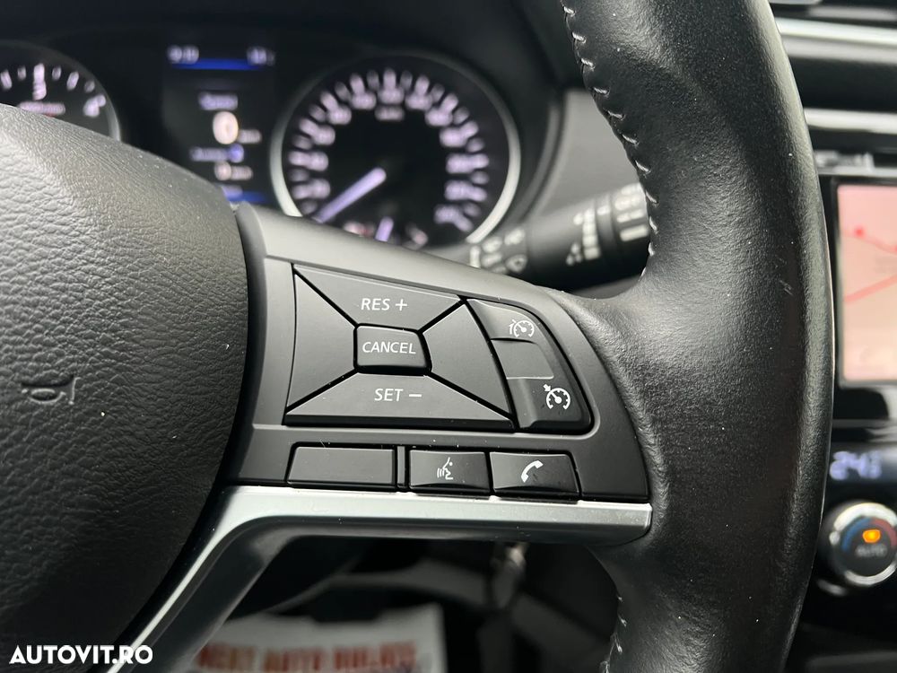 Nissan Qashqai - 13