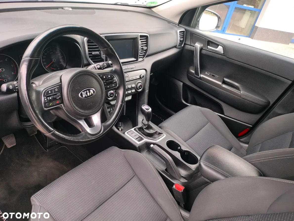 Kia Sportage 1.7 CRDI 2WD Dream-Team Edition - 17