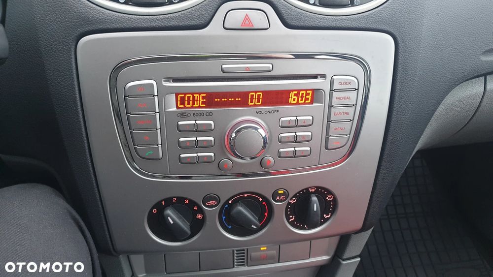 Ford Focus 1.6 Ti-VCT Style - 20