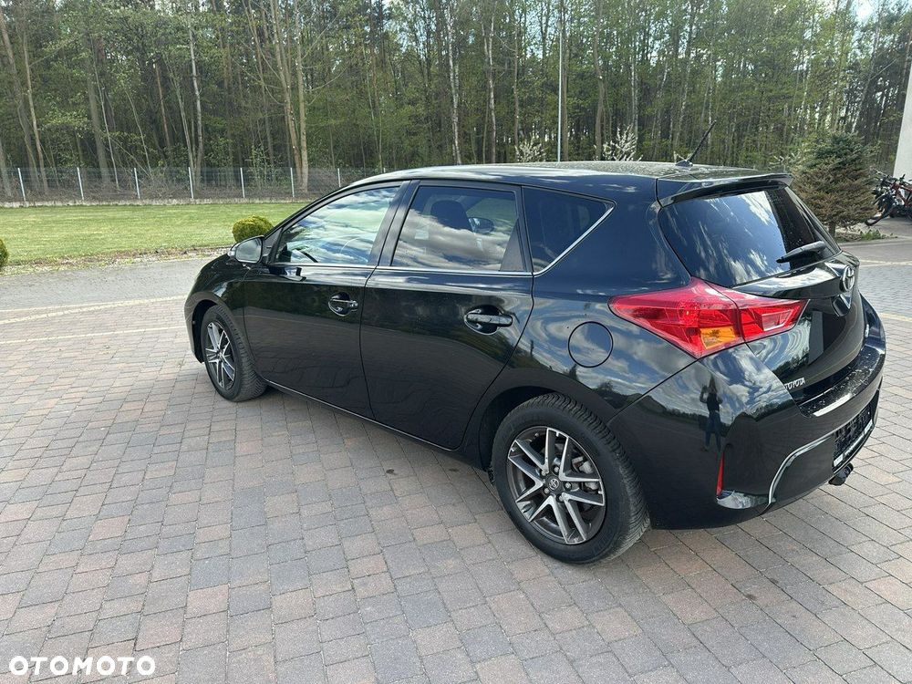 Toyota Auris - 6