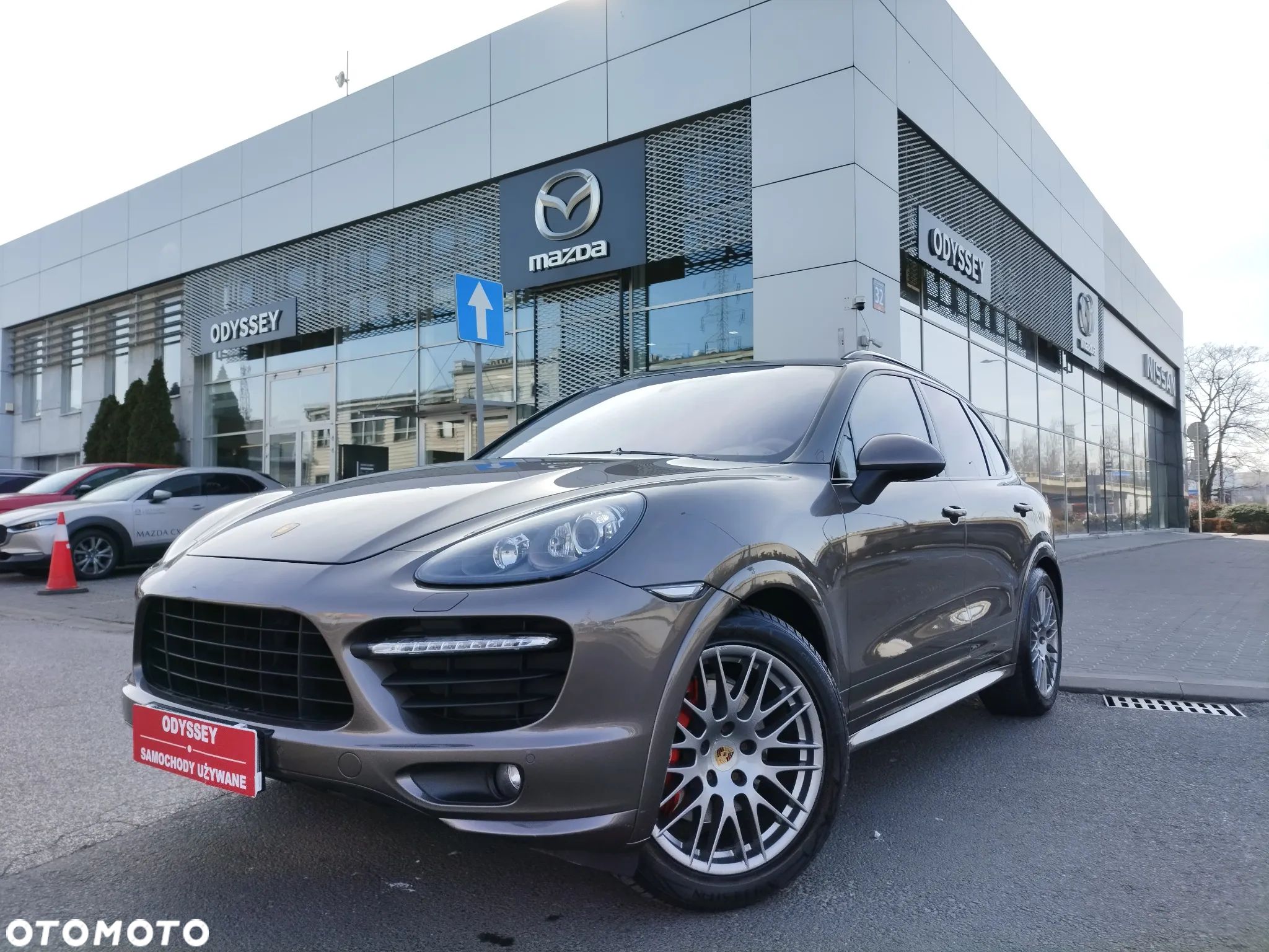 Porsche Cayenne GTS - 1