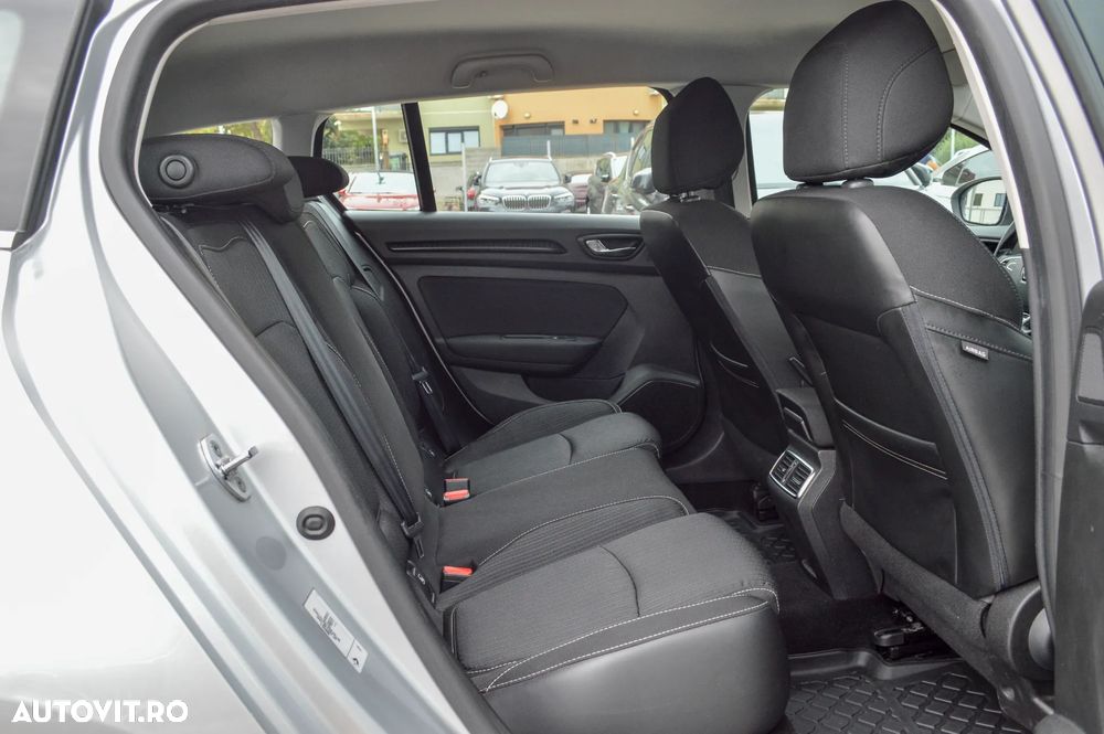 Renault Megane 1.5 dCi Dynamique Aut. - 24