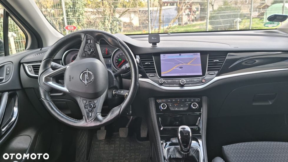 Opel Astra 1.6 BiTurbo D (CDTI) Start/Stop Innovation - 11