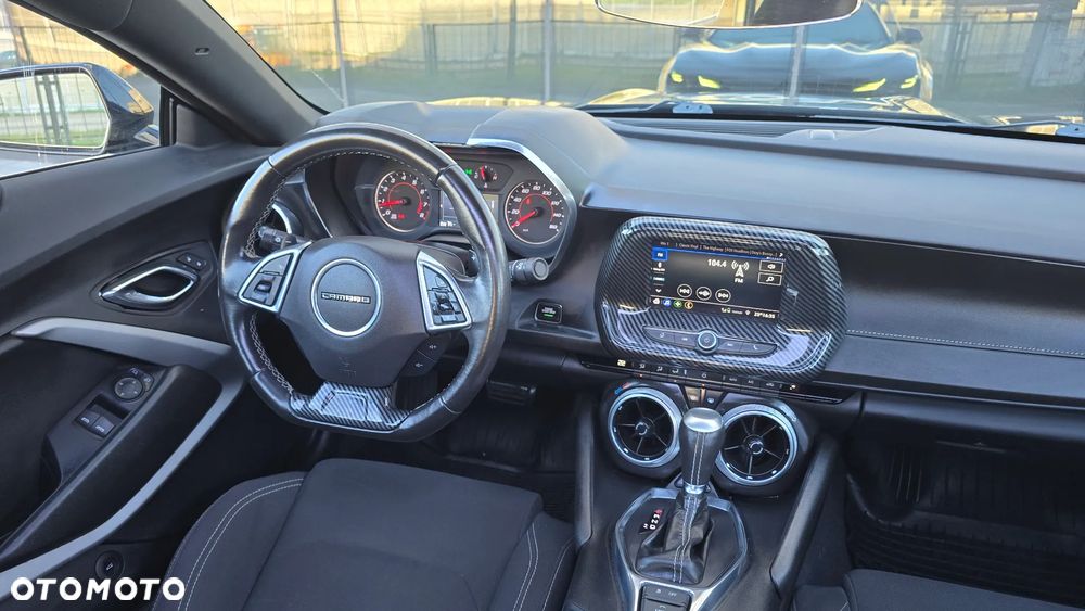 Chevrolet Camaro Touring 2.0 - 21