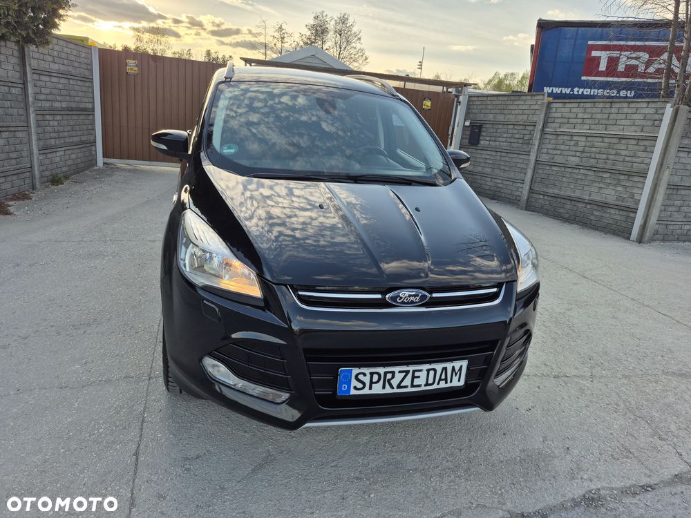 Ford Kuga 2.0 TDCi 2x4 Titanium - 2