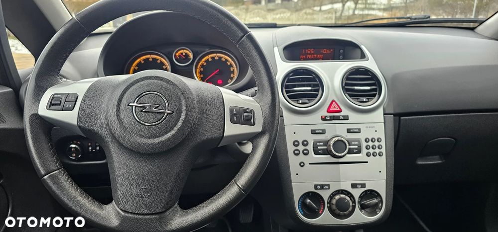 Opel Corsa - 24