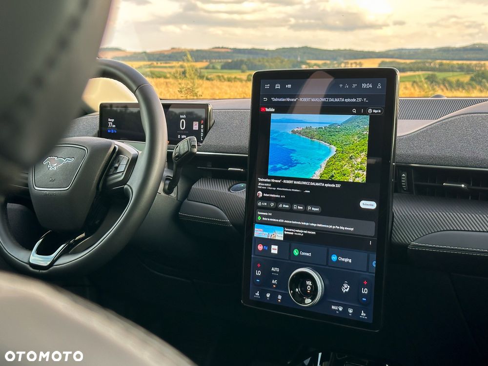 Ford Mustang Mach-E PREMIUM - 8