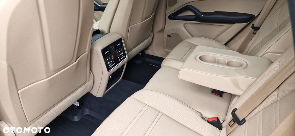 Porsche Cayenne E-Hybrid Platinum Edition - 17