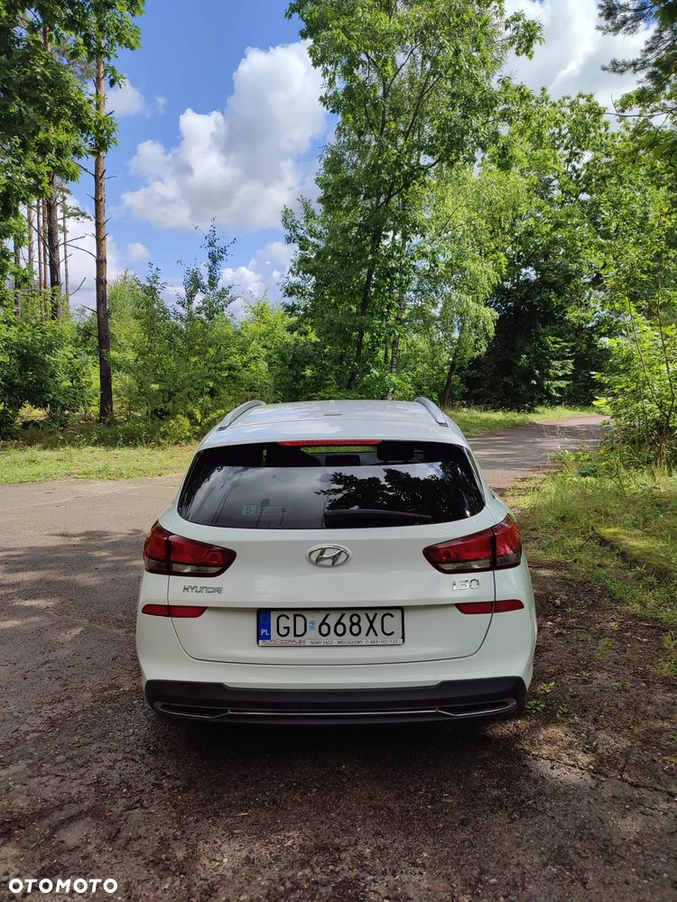 Hyundai i30 1.6 D Comfort - 6