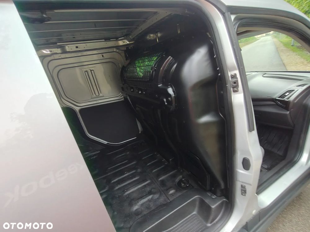 Ford Transit connect - 22