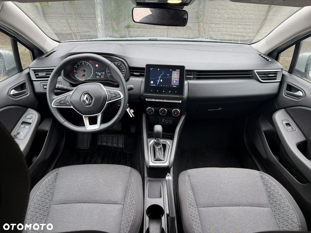 Renault Clio - 8