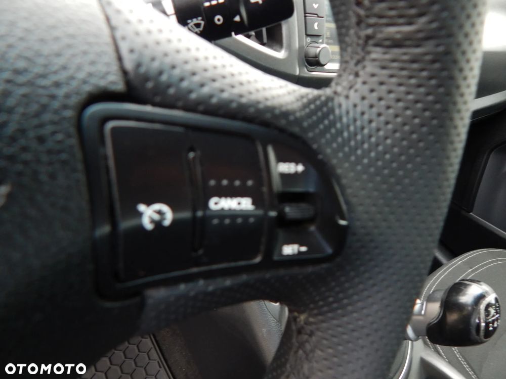 Kia Sportage 1.6 GDI Business Line M 2WD - 26