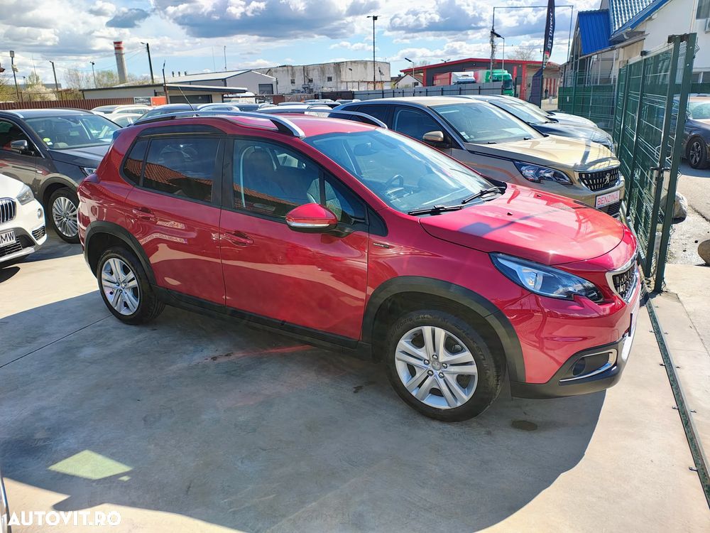 Peugeot 2008 PureTech 110 GPF Stop&Start EAT6 Style - 17