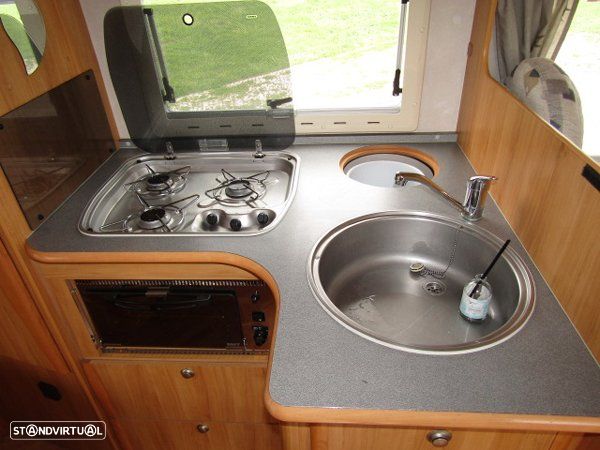 Adria Adriatik Coral 650 SP Cama Francesa - 11