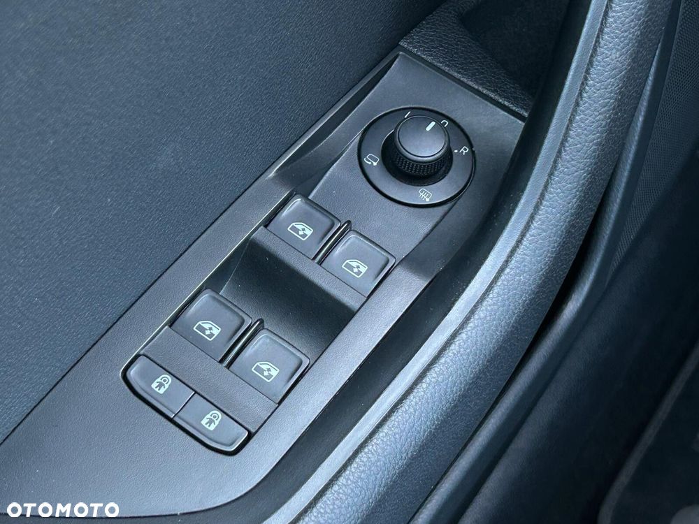 Skoda Superb 2.0 TSI Ambition DSG - 21