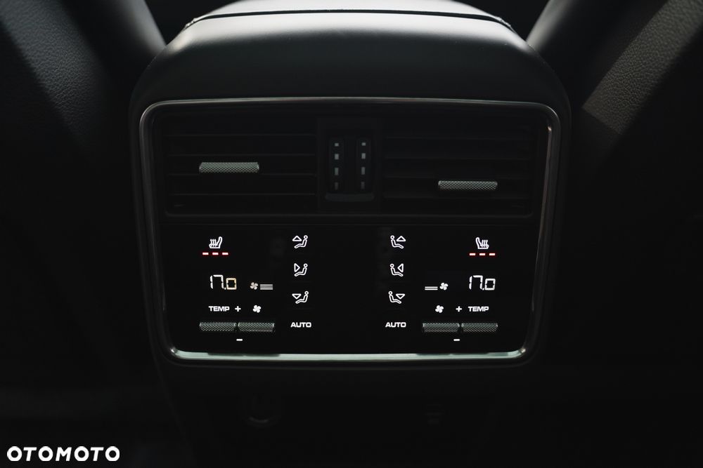 Porsche Cayenne S - 27