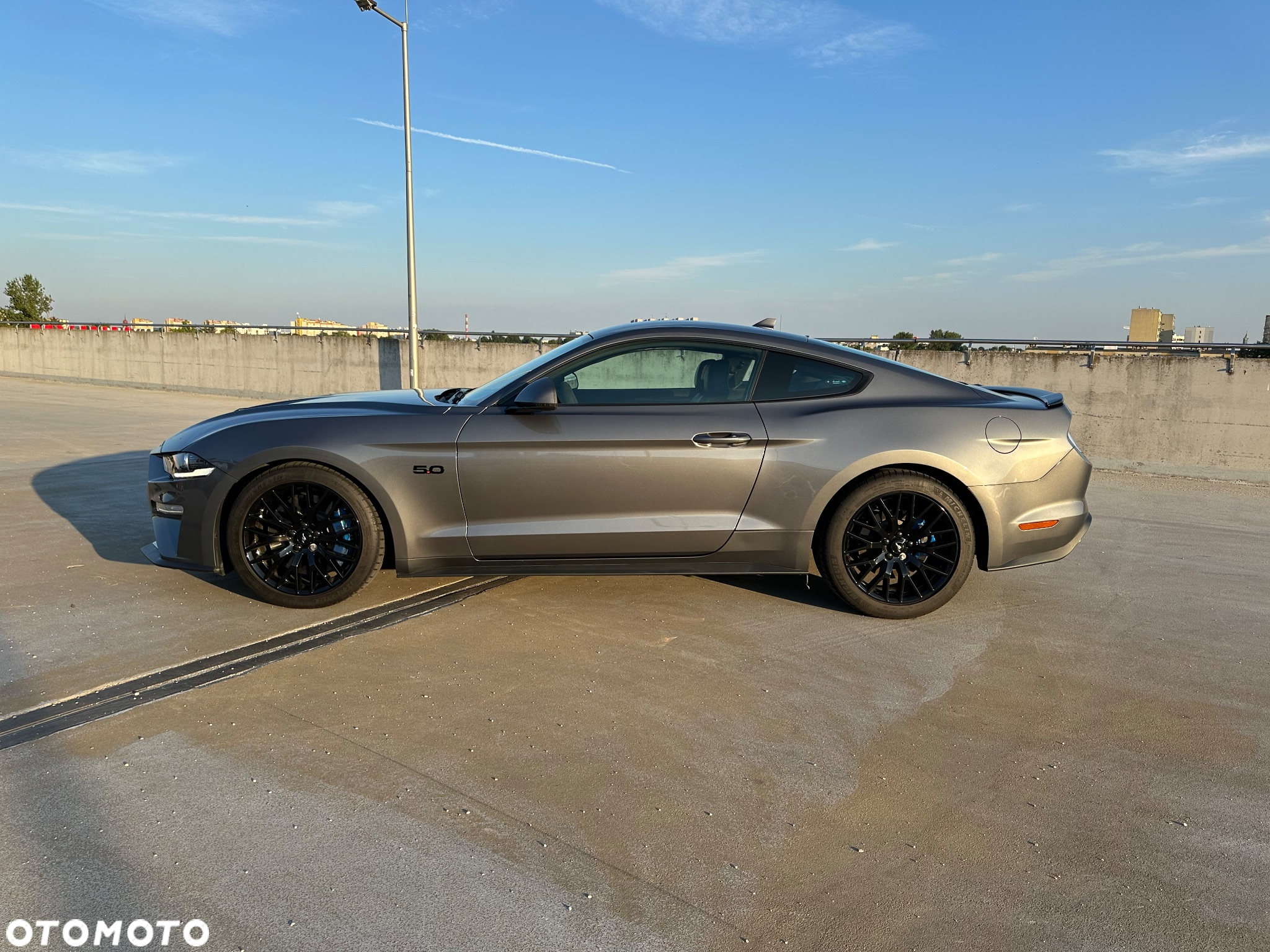 Ford Mustang 5.0 V8 GT - 8