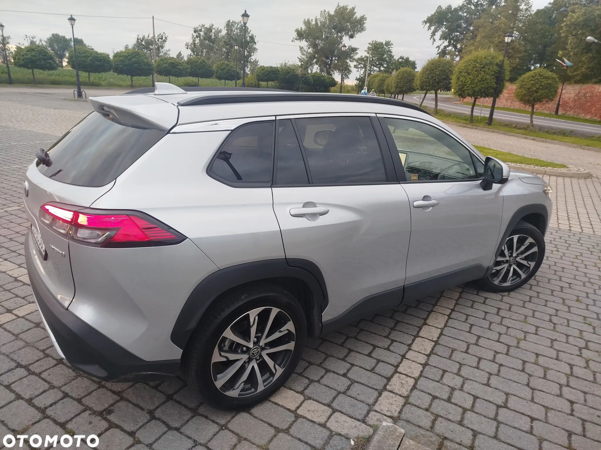 Toyota Corolla Cross 2.0 Hybrid Executive - 1