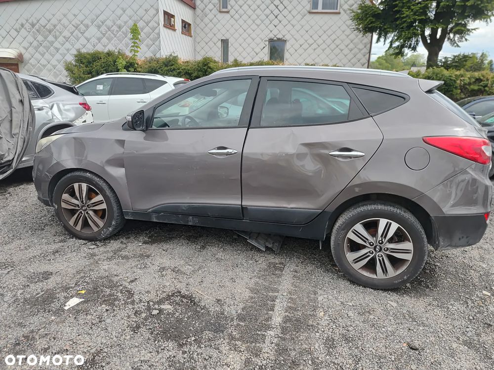 Hyundai ix35 2.0 CRDi Premium 2WD - 8