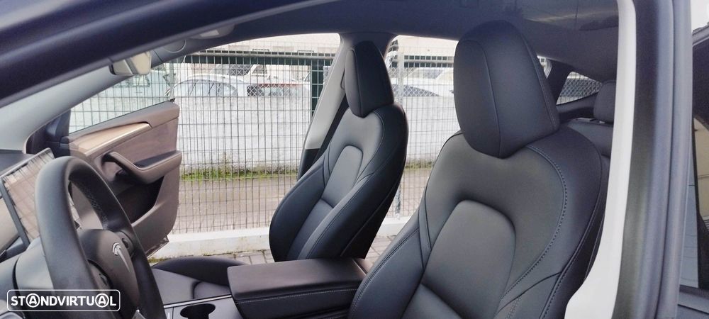 Tesla Model Y Tração Traseira - 17