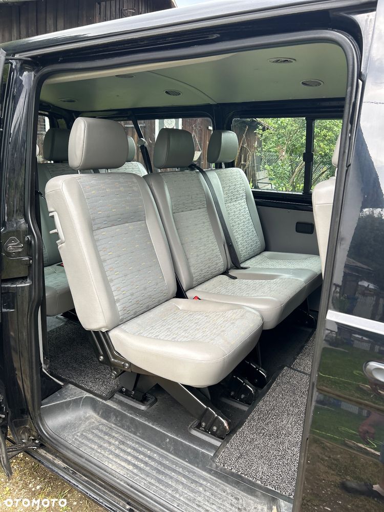 Volkswagen Transporter T5 TDI L2H1 - 13