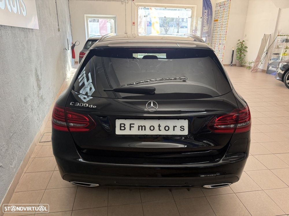 Mercedes-Benz C 300 de AMG Line - 10