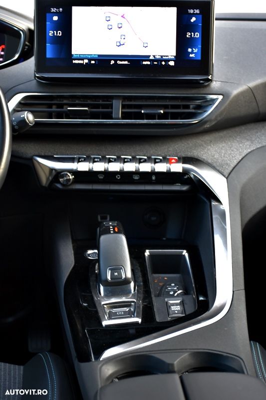 Peugeot 5008 PureTech 130 EAT8 Stop & Start Allure Business-Paket - 25