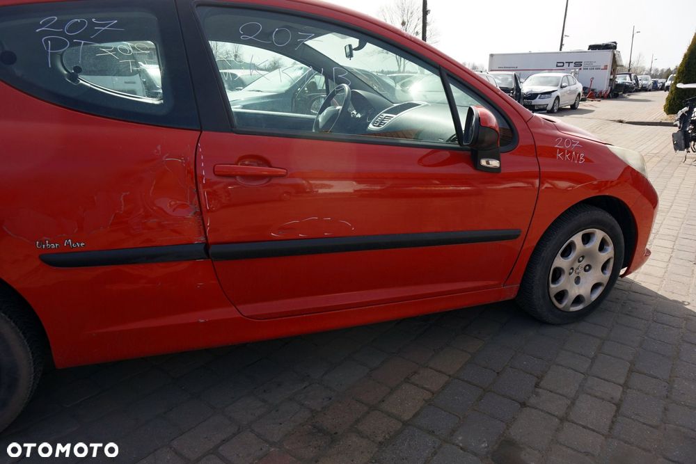 DRZWI PRZEDNIE PRAWE 207  3D HB KKNB  CZERWONY PEUGEOT 2006-2009 - 2