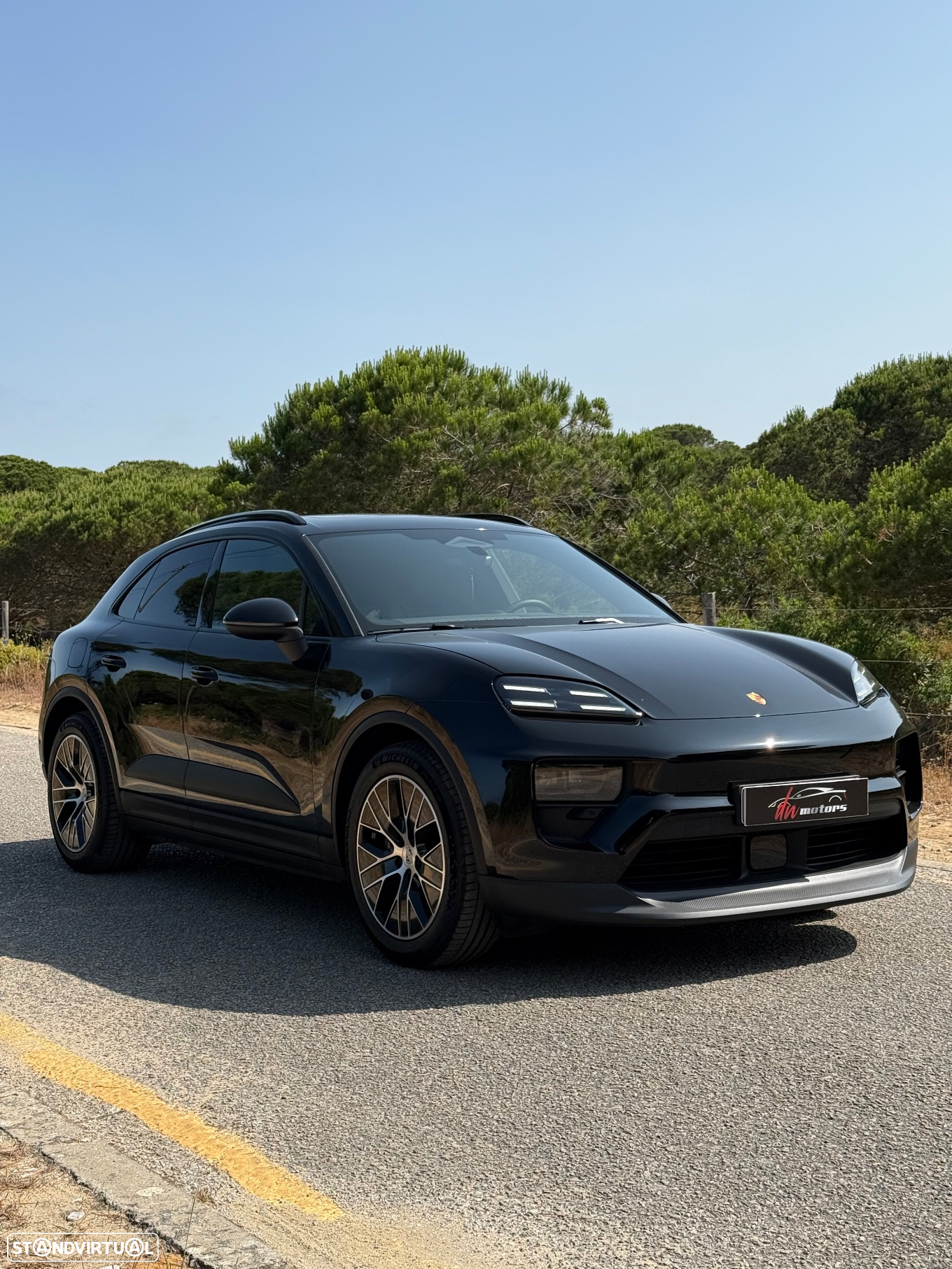 Porsche Macan Electric 4 - 4