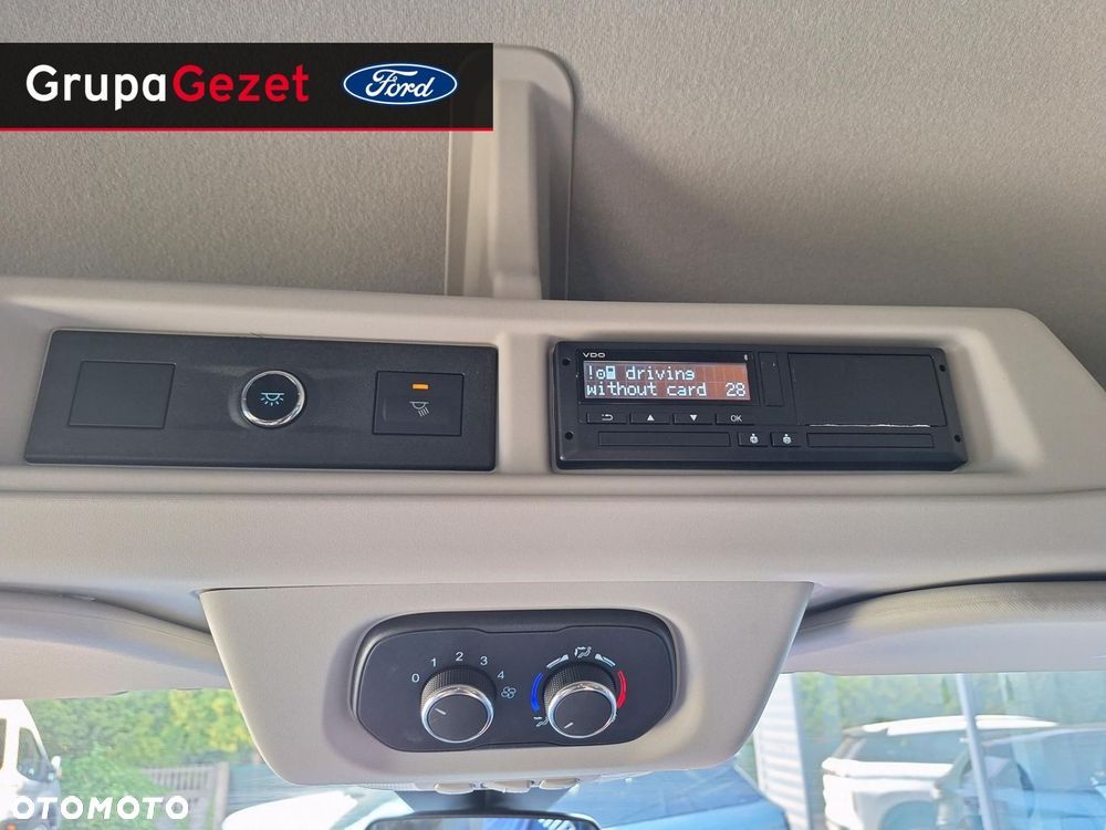 Ford transit - 18