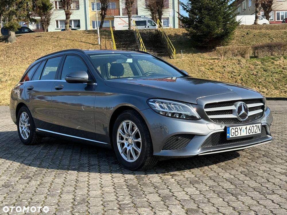 Mercedes-Benz Klasa C 180 - 21