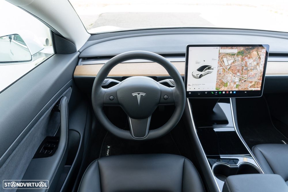 Tesla Model 3 Standard Range Plus RWD - 24