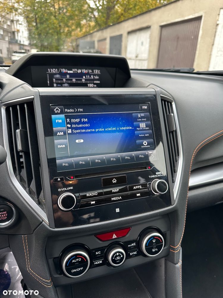 Subaru XV 2.0i Exclusive (EyeSight) Lineartronic - 35