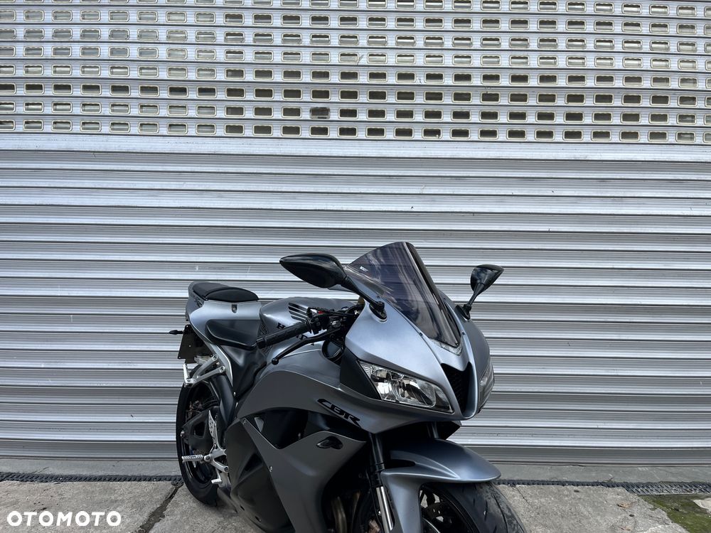 Honda CBR - 25