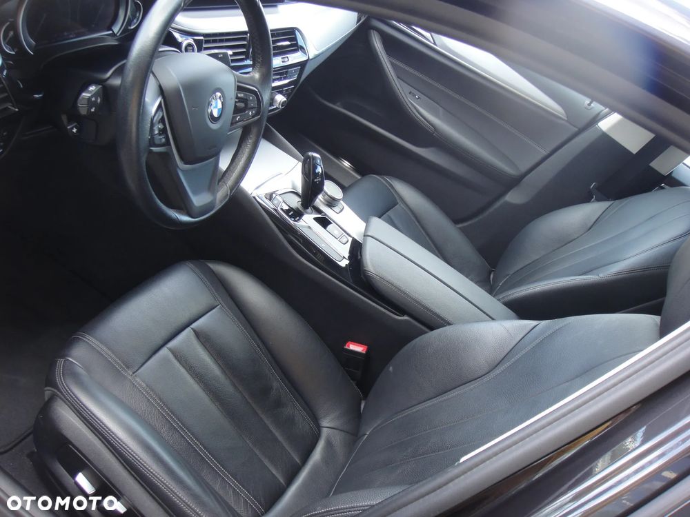BMW Seria 5 - 12