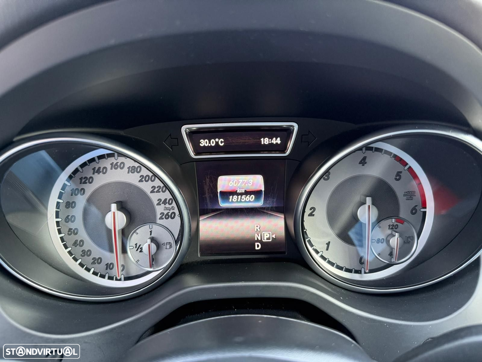 Mercedes-Benz GLA 200 d AMG Line Aut. - 24