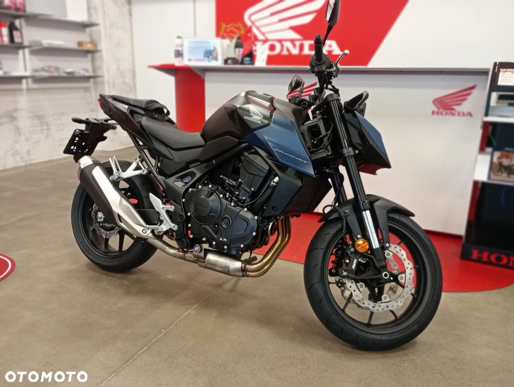Honda CB - 2
