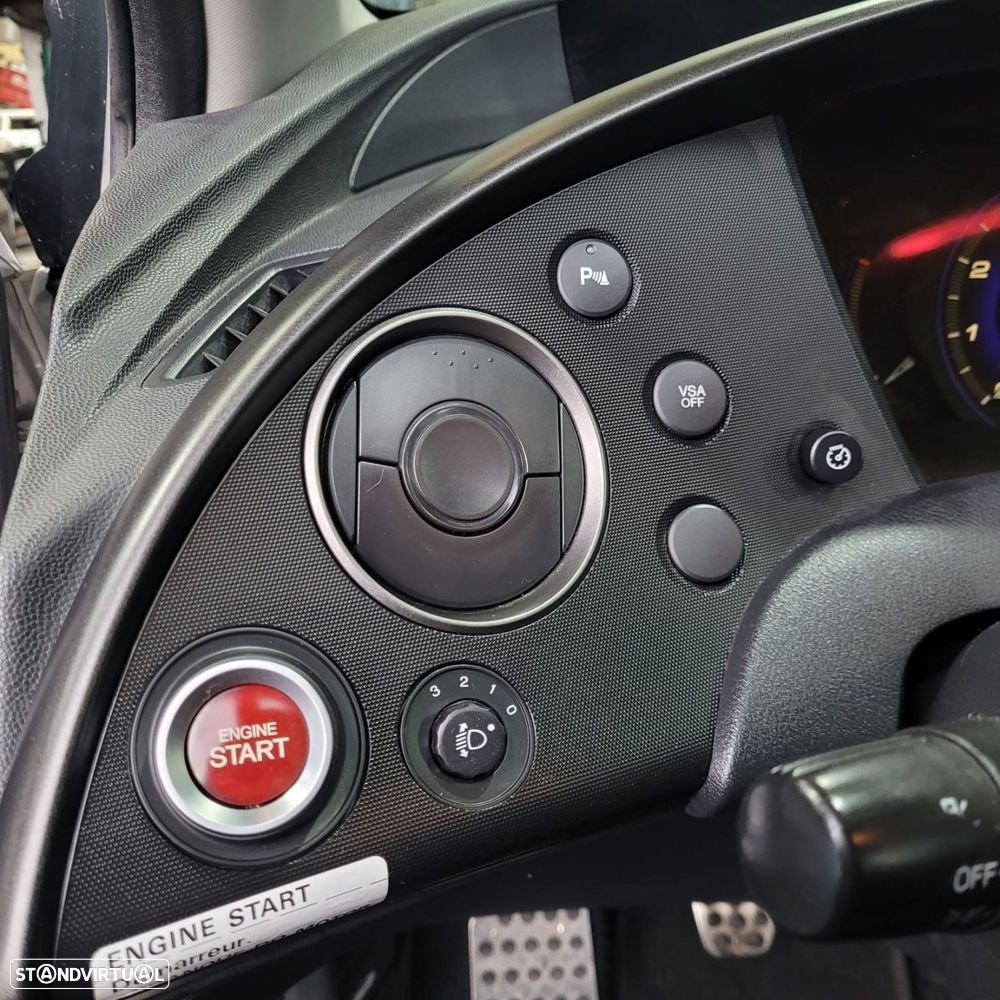 Honda Civic 1.4 i-VTEC Elegance - 15