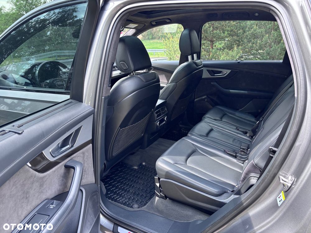 Audi SQ7 4.0 TDI Quattro Tiptronic - 25