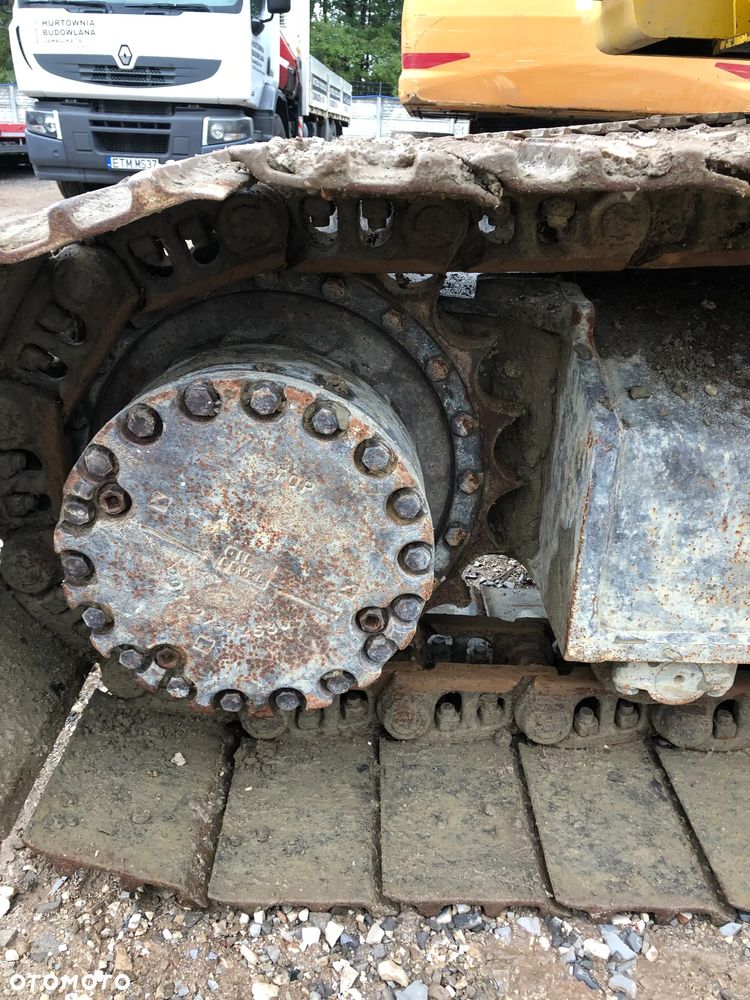 Komatsu PC 210LC-8 - 14