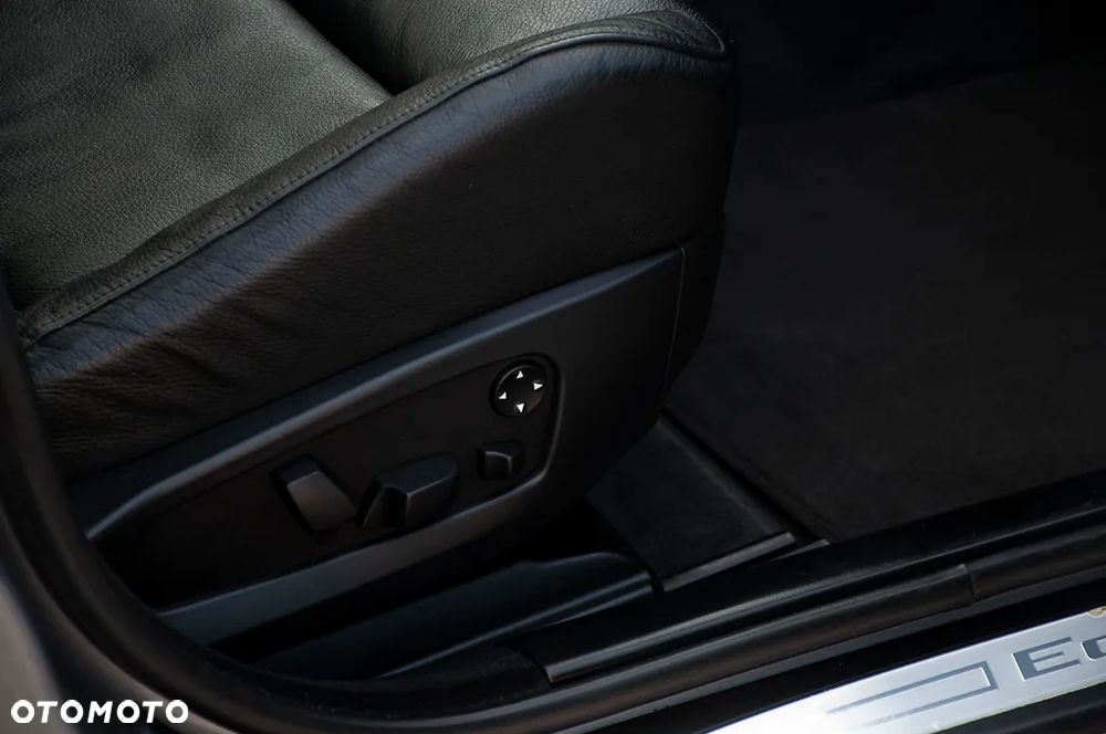 BMW Seria 5 525i xDrive Edition Exclusive - 39