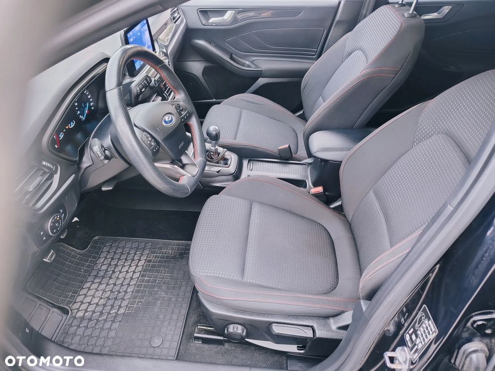 Ford Focus - 14