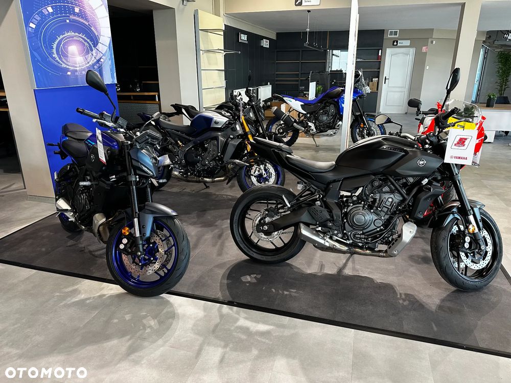 Yamaha MT - 12